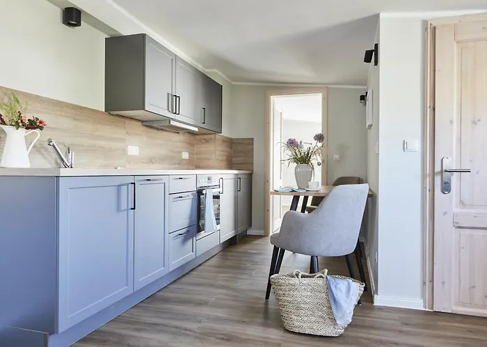 Haus Ostsee * Goehren (Ruegen)